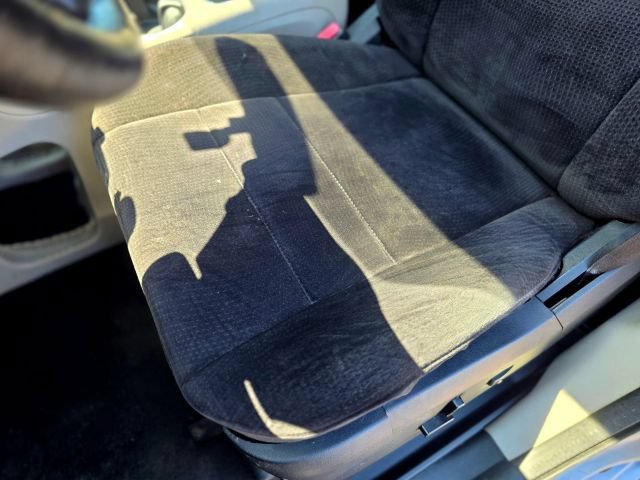 Used 2013 Dodge Grand Caravan SXT FWD image 35