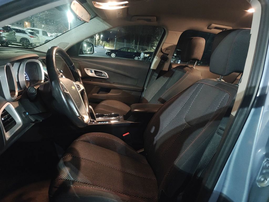 Used 2015 Chevrolet Equinox LT image 8