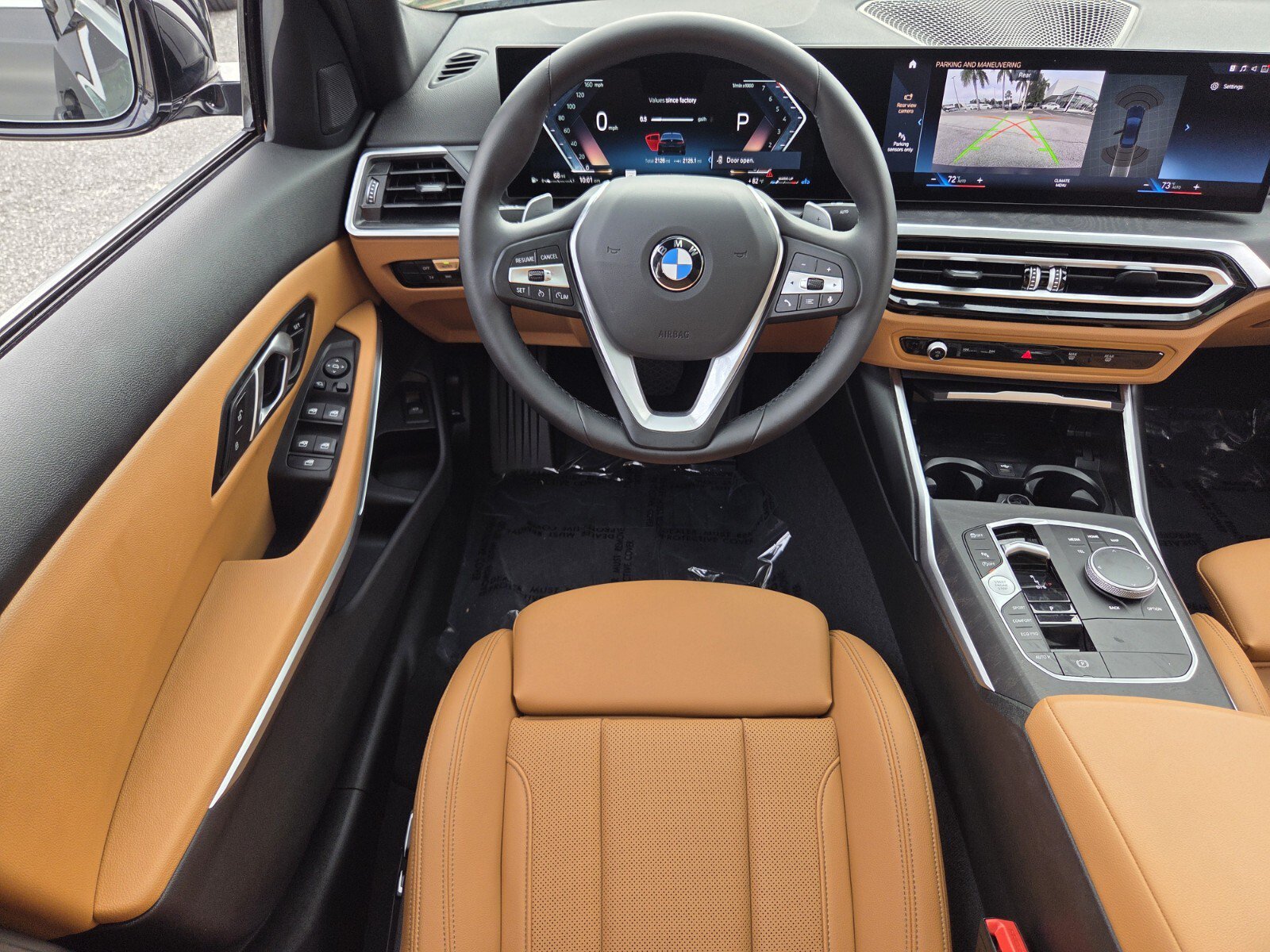 Used 2024 BMW 330i Sedan w/ Convenience Package RWD image 12