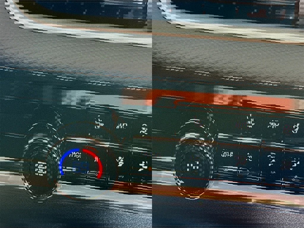 New 2026 Chevrolet Equinox LT w/ Convenience Package II image 15