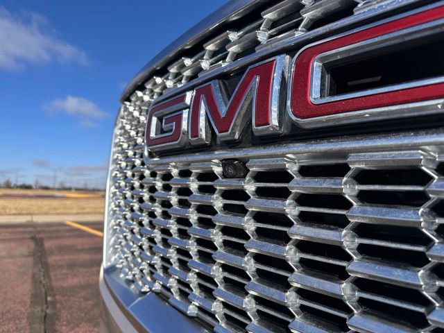 Certified 2024 GMC Yukon XL Denali image 9