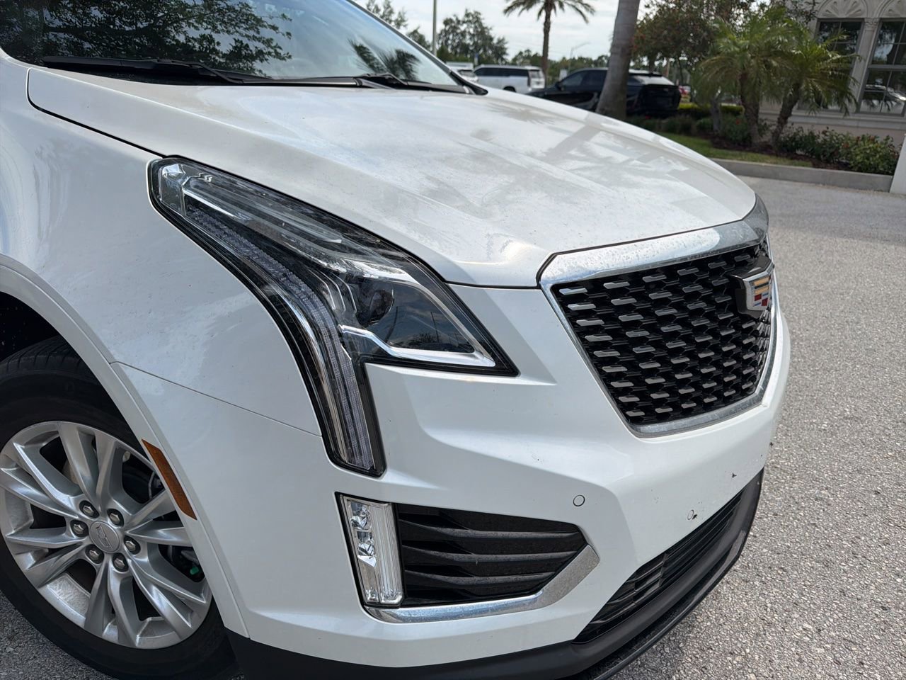 Certified 2023 Cadillac XT5 Luxury FWD image 1