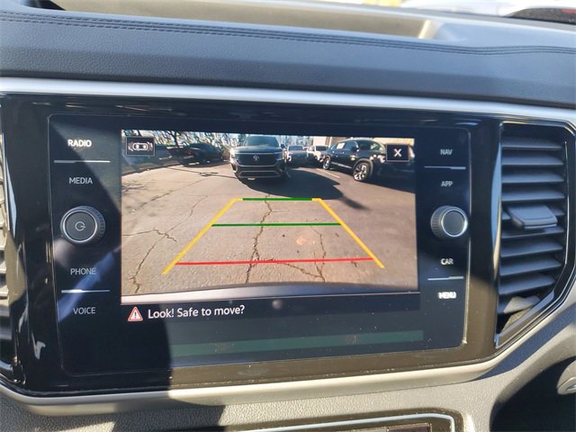 Certified 2023 Volkswagen Atlas SEL R-Line image 24