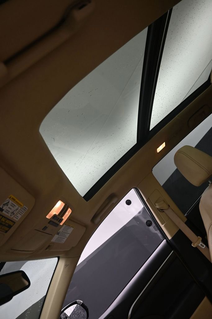 Used 2015 Toyota Highlander Limited Platinum image 17