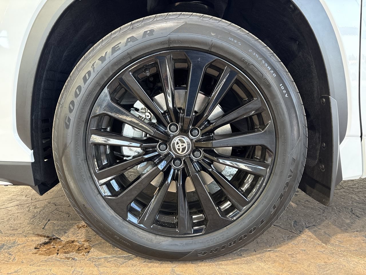 New 2026 Toyota Highlander XSE AWD/4WD image 10