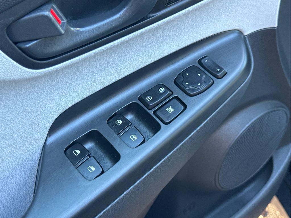 Certified 2023 Hyundai Kona SEL image 28