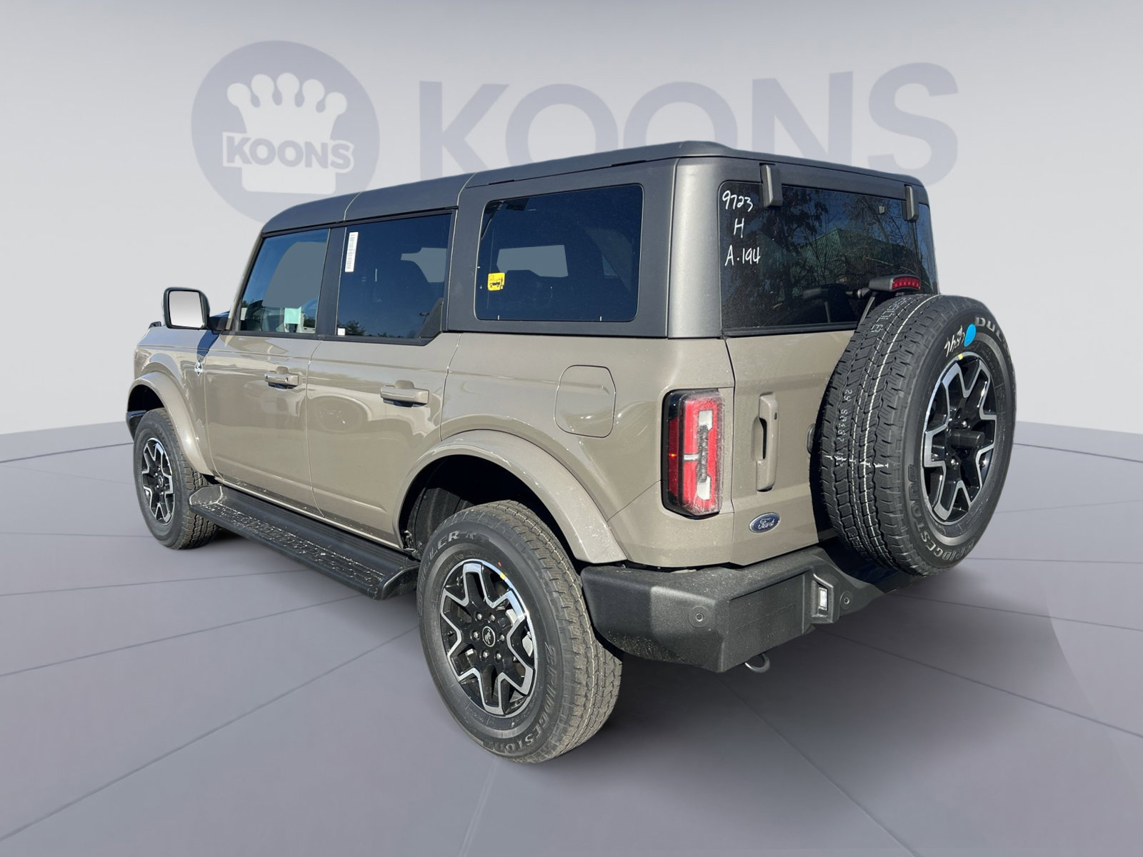 New 2025 Ford Bronco Outer Banks image 4