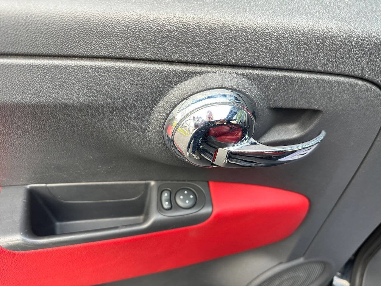 Used 2015 FIAT 500 Sport w/ Sport Appearance Group image 15