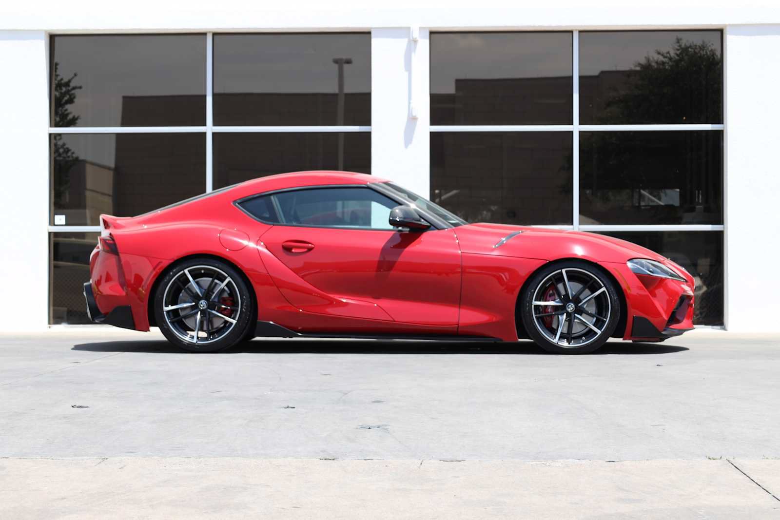 Used 2022 Toyota Supra Premium w/ Driver Assist Package RWD image 8
