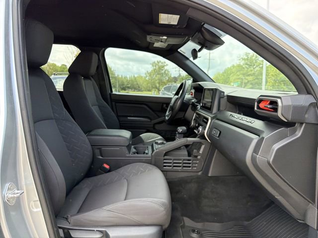 Used 2024 Toyota Tacoma SR image 15