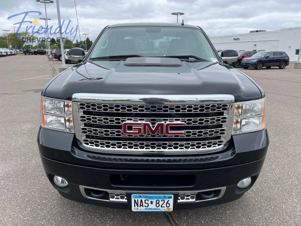 Used 2013 GMC Sierra 2500 Denali w/ Suspension Package, Off-Road AWD/4WD image 10