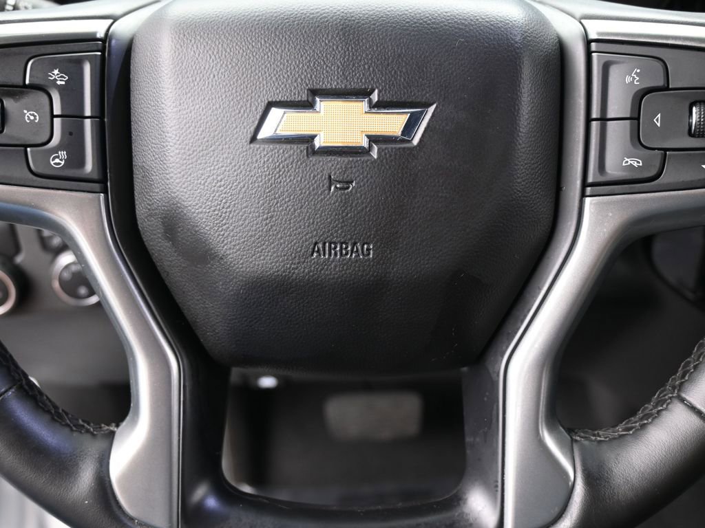 Used 2023 Chevrolet Silverado 1500 LT image 30