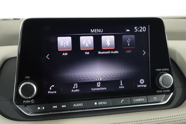 Used 2025 Nissan Rogue SV FWD image 30