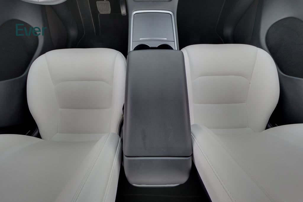 Used 2023 Tesla Model Y Long Range AWD/4WD image 25