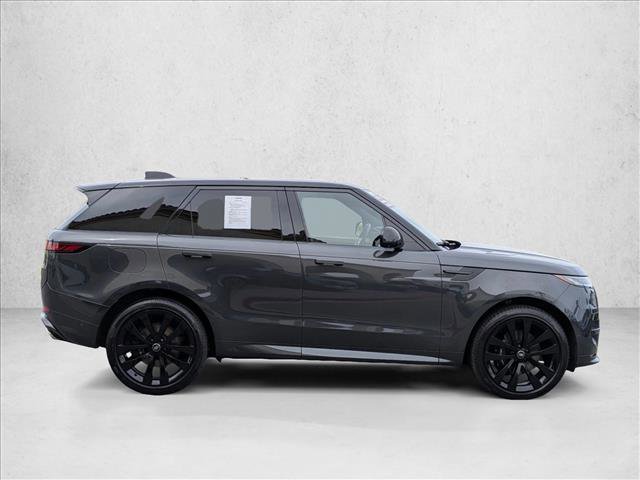 Used 2025 Land Rover Range Rover Sport Dynamic SE AWD/4WD image 4