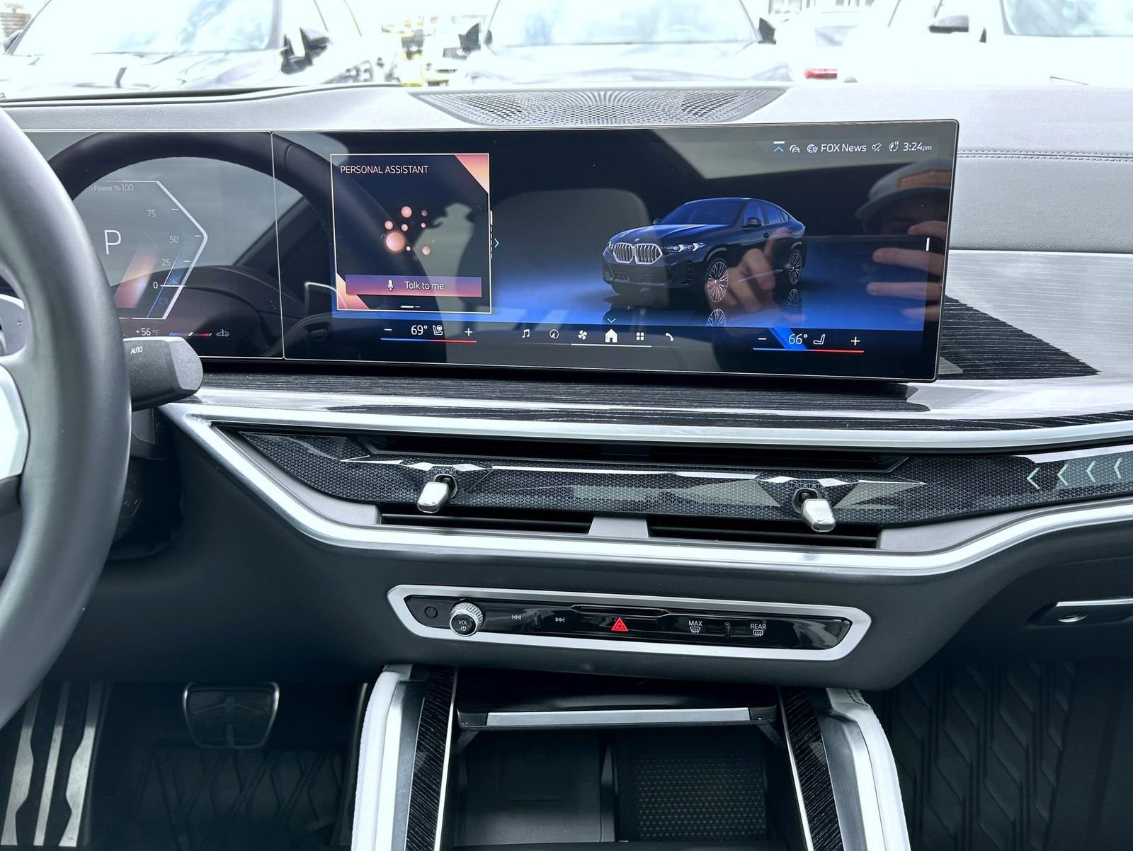 Used 2024 BMW X6 xDrive40i w/ Premium Package image 13