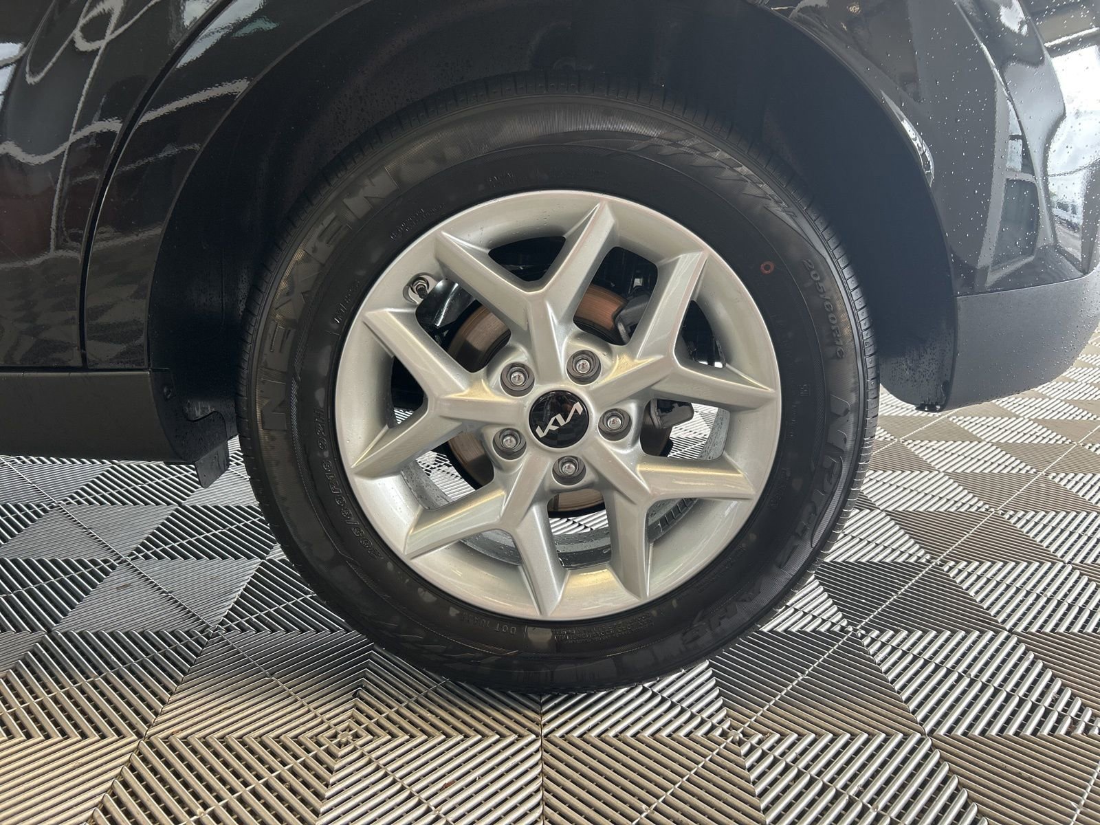 New 2025 Kia Soul S image 8