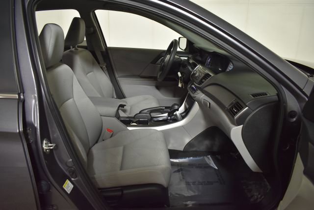 Used 2014 Honda Accord LX image 31