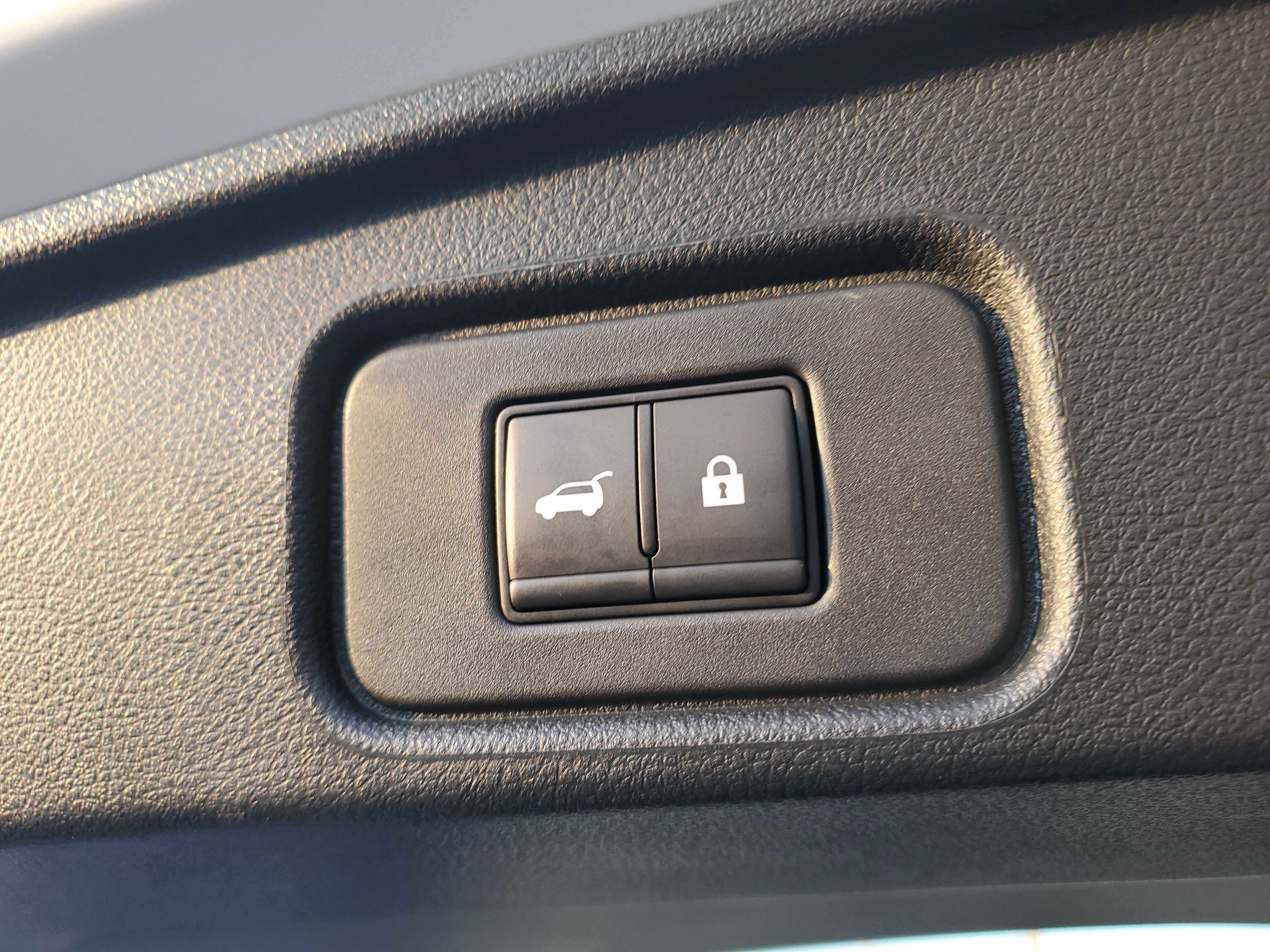 Used 2024 Nissan Pathfinder SL image 26