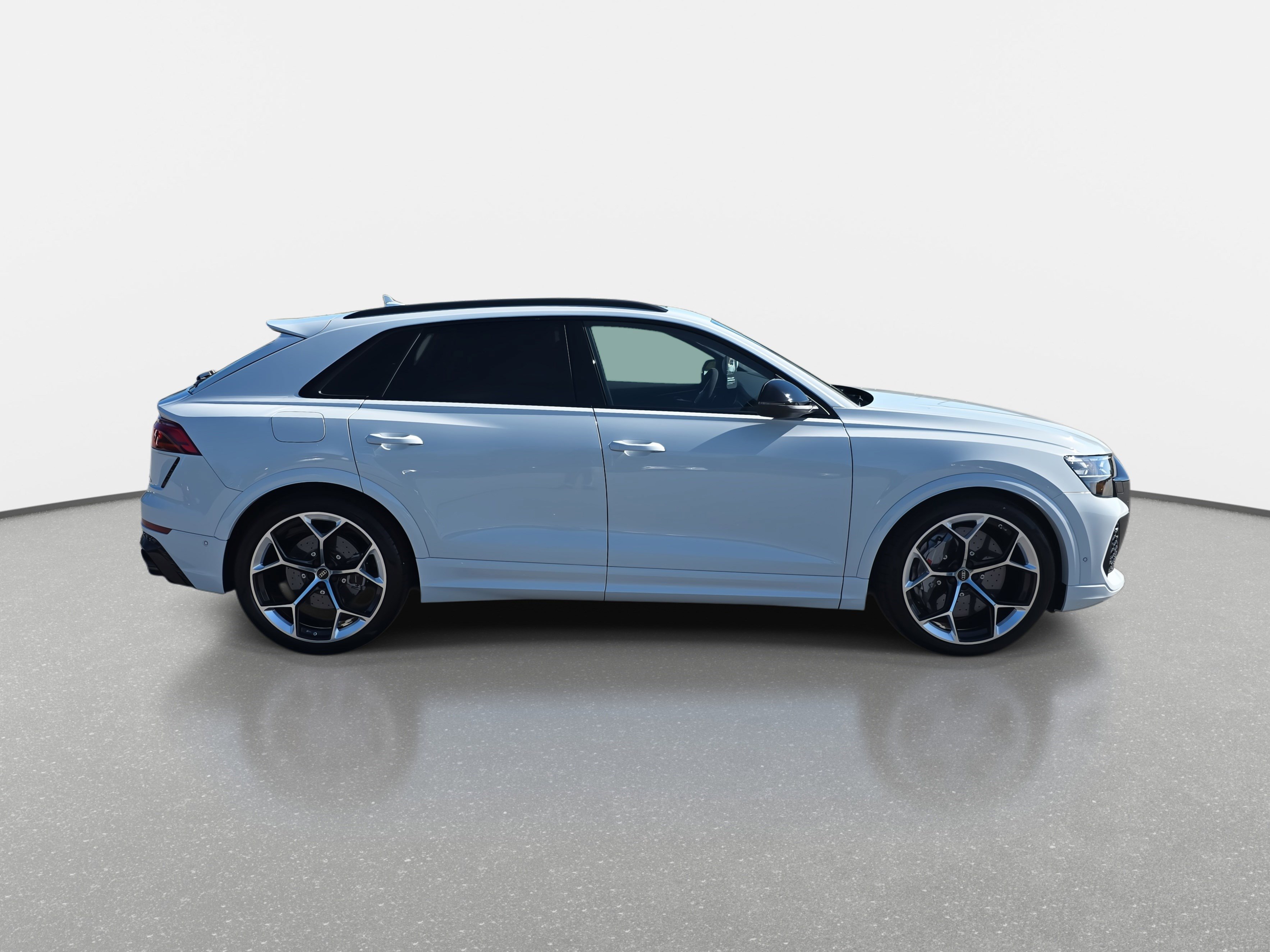 New 2026 Audi RS Q8 performance image 4
