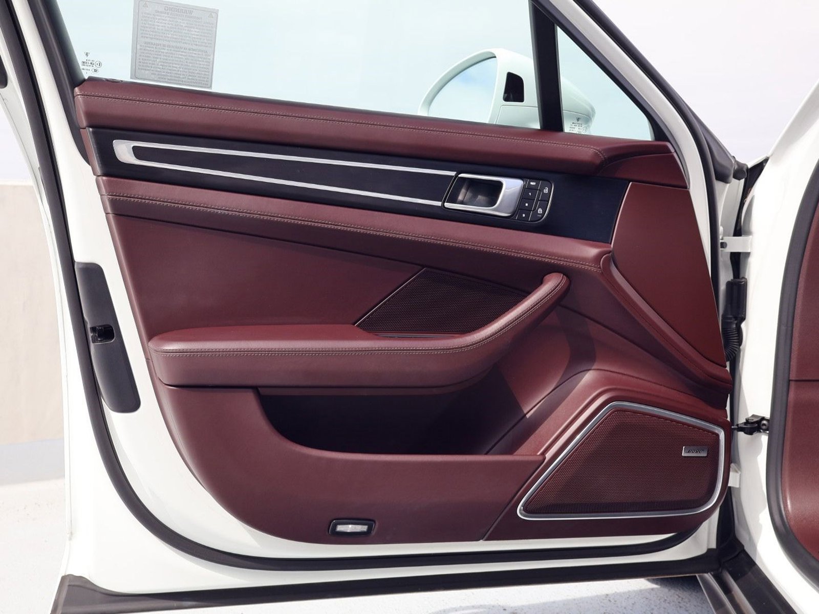 Certified 2023 Porsche Panamera Platinum Edition RWD image 13
