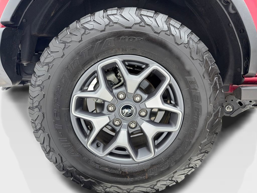 Used 2025 Ford Bronco Badlands image 51