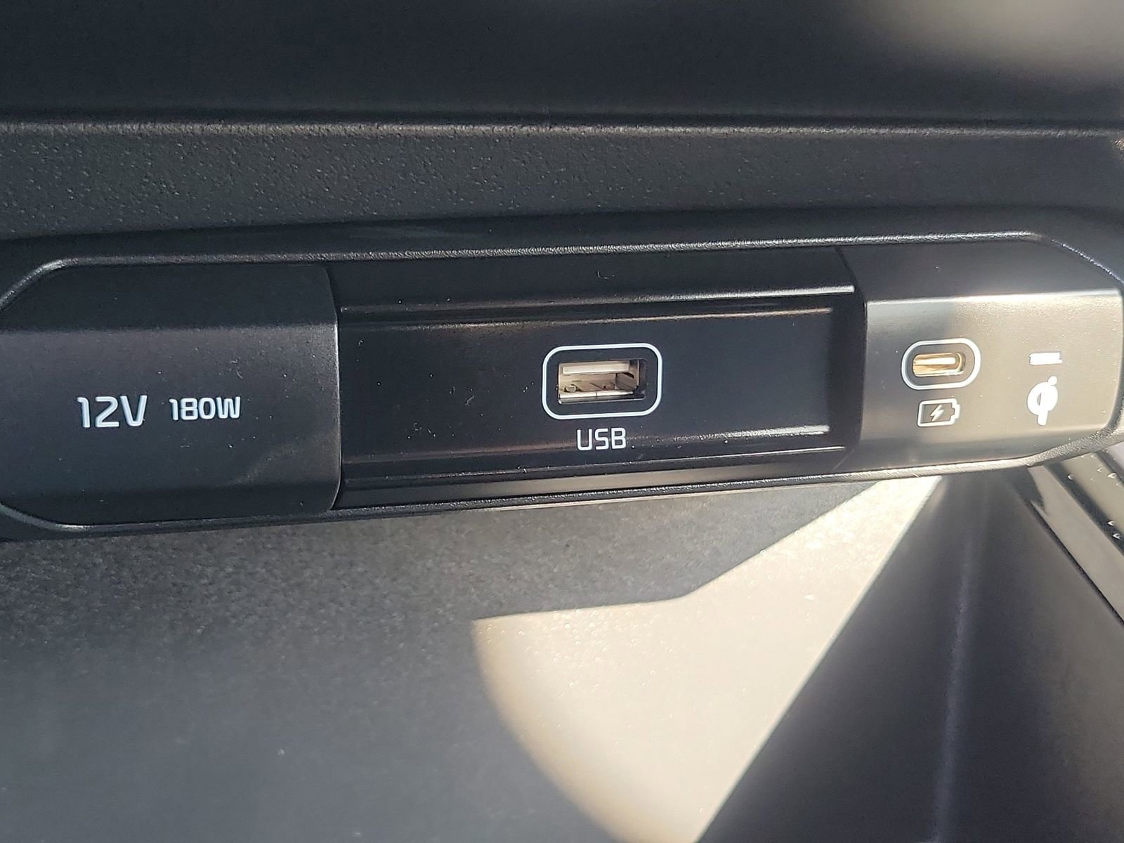 Used 2025 Kia Niro Wind image 14