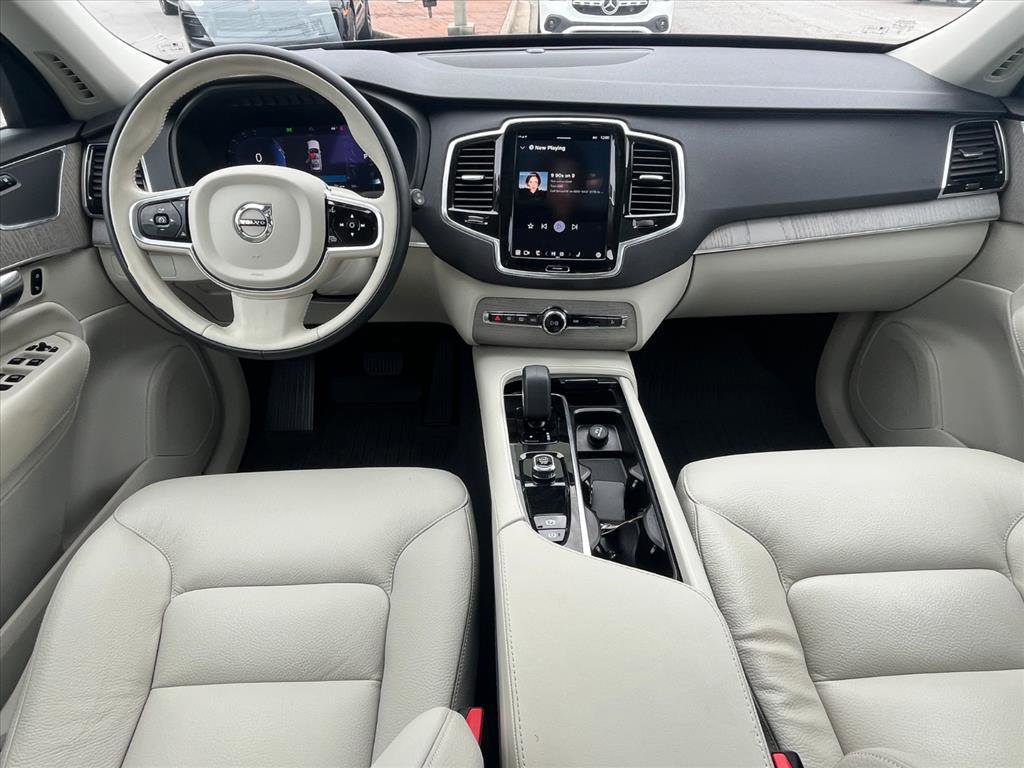 Used 2025 Volvo XC90 B6 Plus w/ Protection Package Premier image 7