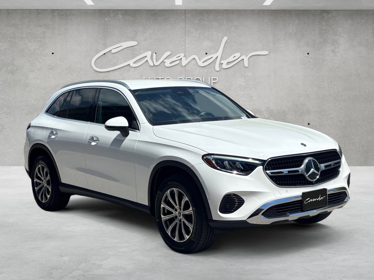 Used 2024 Mercedes-Benz GLC 300 video 2