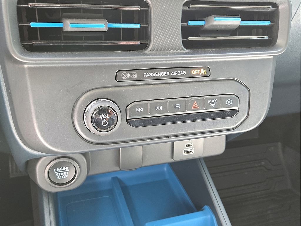 Used 2025 Ford Maverick XLT w/ Equipment Group 302A image 28