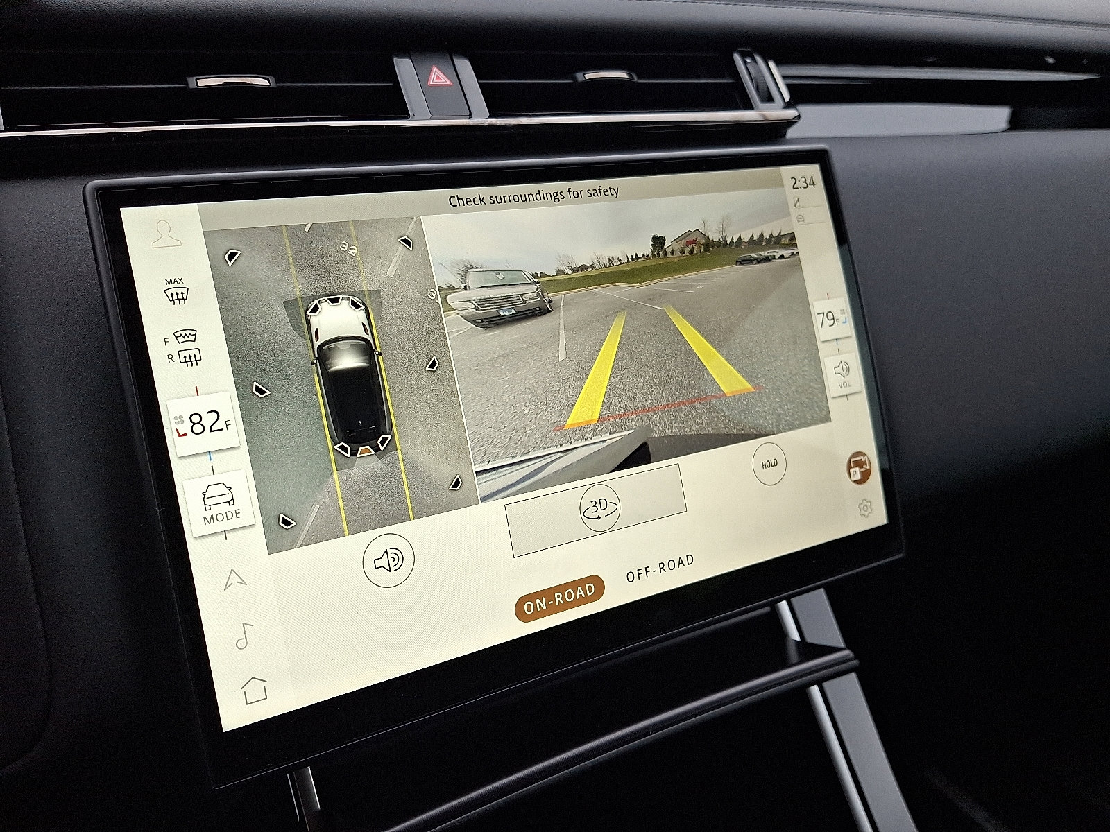 Used 2026 Land Rover Range Rover Velar Dynamic SE image 17