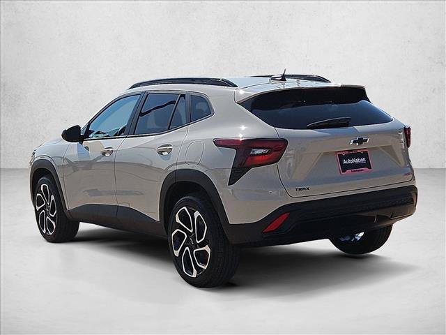 New 2026 Chevrolet Trax RS w/ Sunroof Package FWD image 9