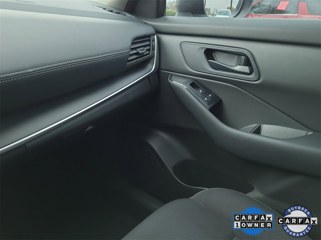 Certified 2025 Nissan Rogue S image 21