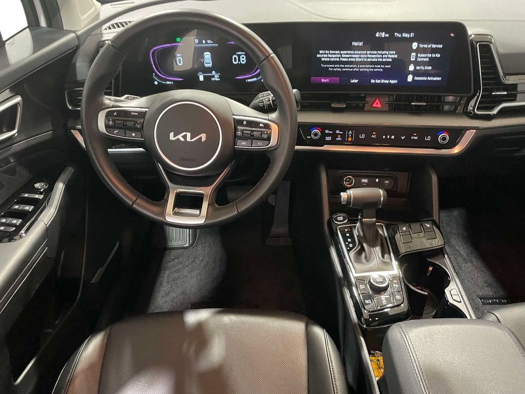 Used 2025 Kia Sportage EX FWD image 12