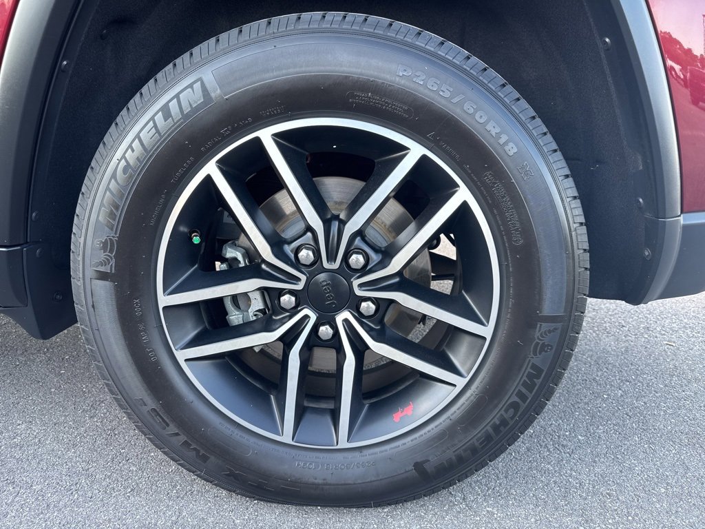 Used 2020 Jeep Grand Cherokee Trailhawk image 14