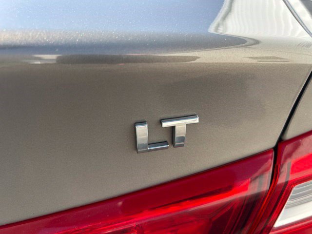 Used 2017 Chevrolet Malibu LT FWD image 52