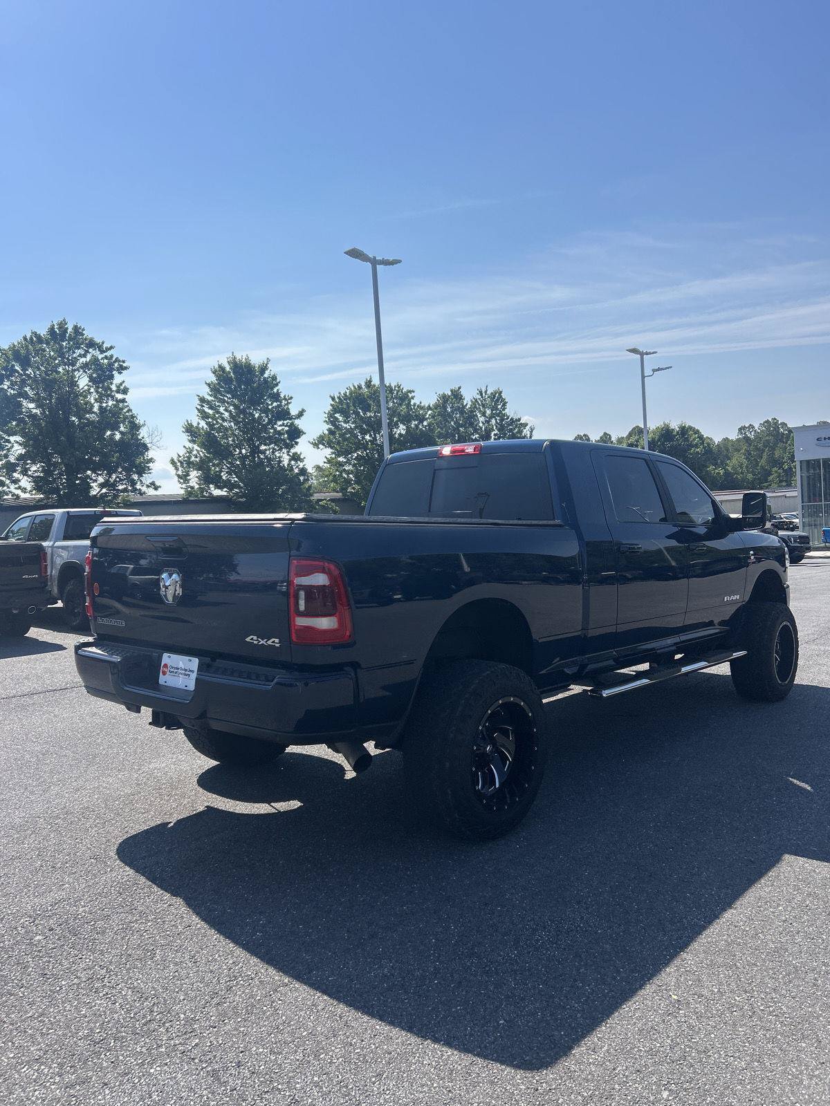 Used 2024 RAM 2500 Laramie AWD/4WD image 4
