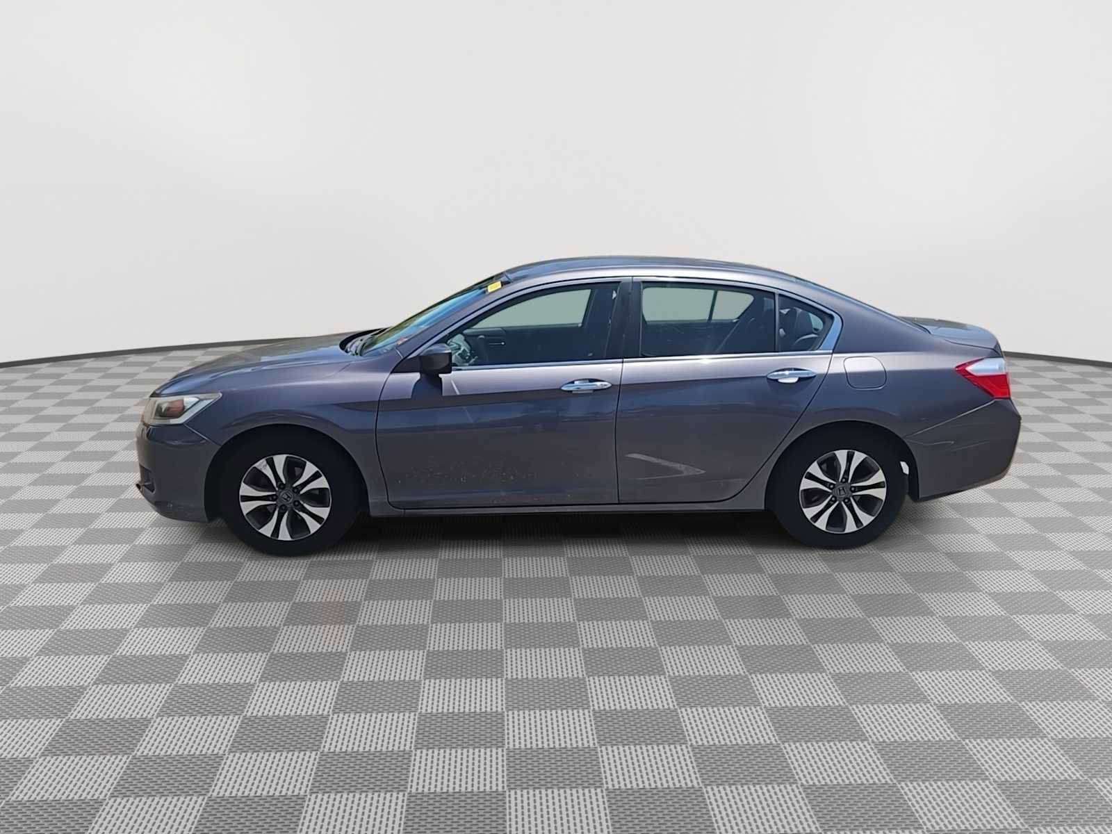 Used 2015 Honda Accord LX image 5