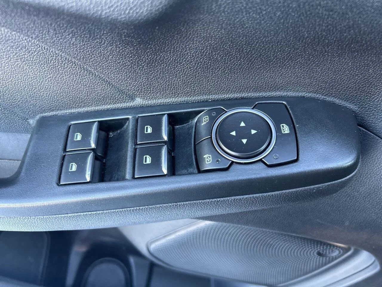 Used 2022 Ford Escape SE w/ Convenience Package AWD/4WD image 11