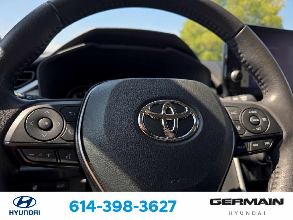 Used 2025 Toyota RAV4 XLE Premium w/ Weather Package AWD/4WD image 23