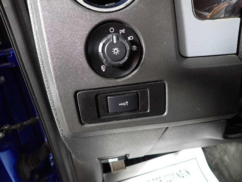 Used 2013 Ford F150 XLT w/ Mid Equipment Group AWD/4WD image 18