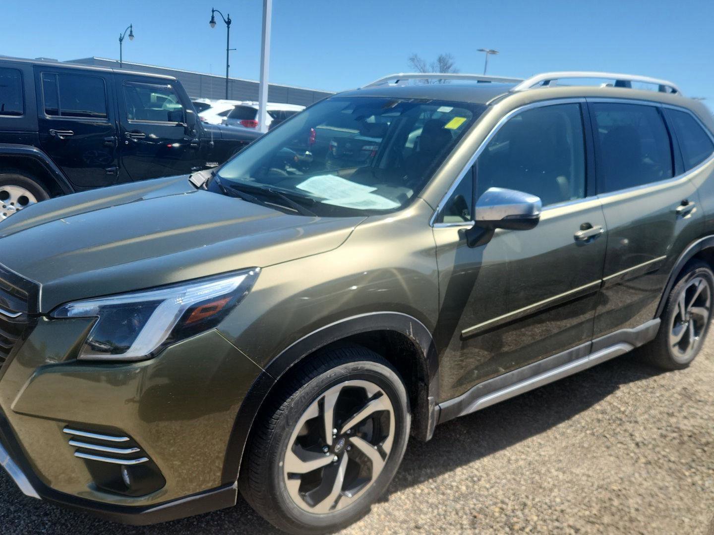 Used 2023 Subaru Forester Touring w/ Popular Package #3 AWD/4WD image 9