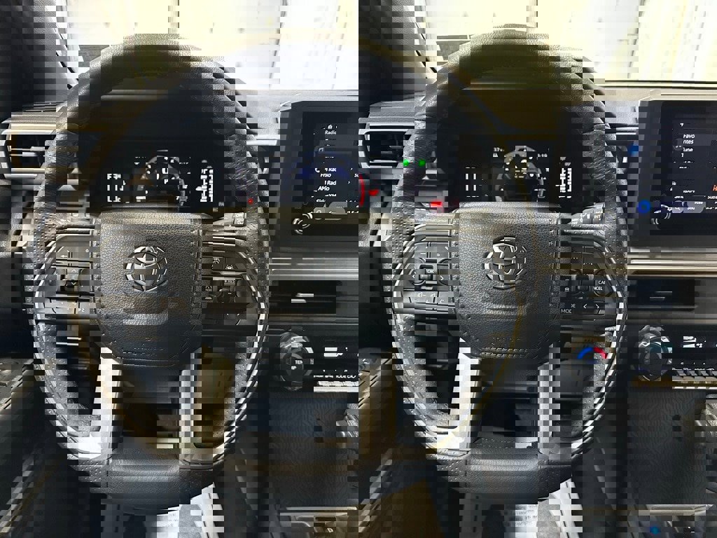 Used 2025 Toyota 4Runner SR5 image 18