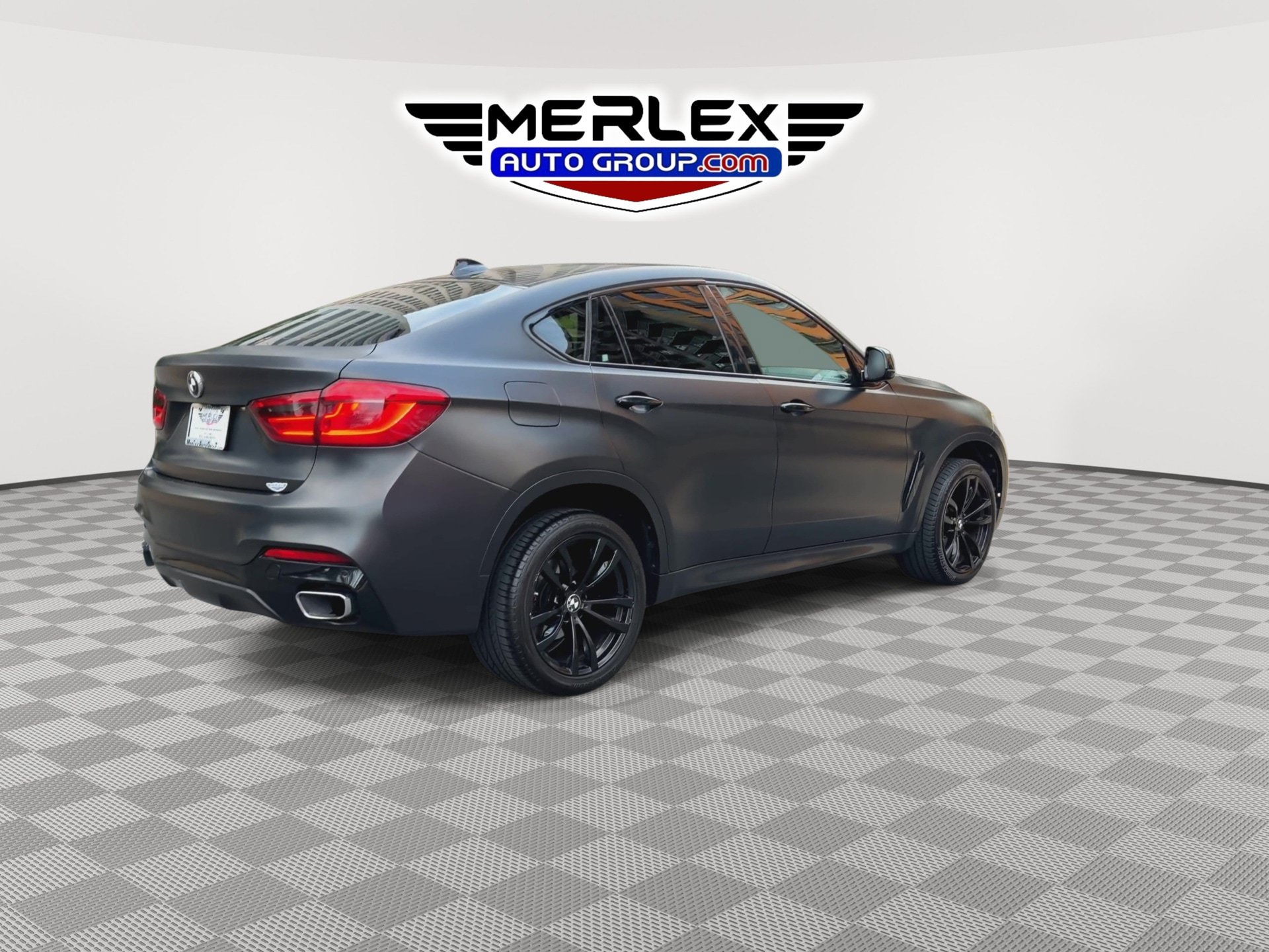 Used 2019 BMW X6 sDrive35i w/ M Sport Package RWD image 8