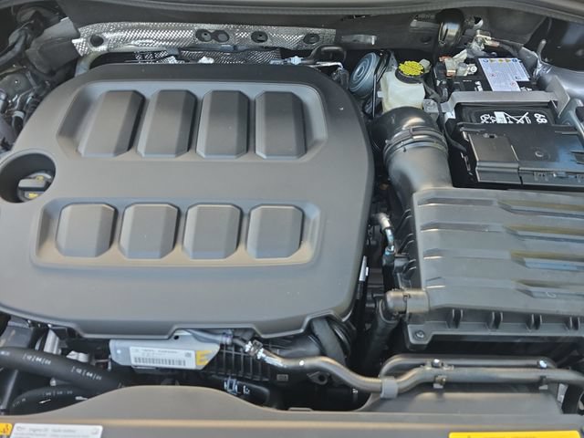 New 2026 Volkswagen Tiguan SE FWD image 13