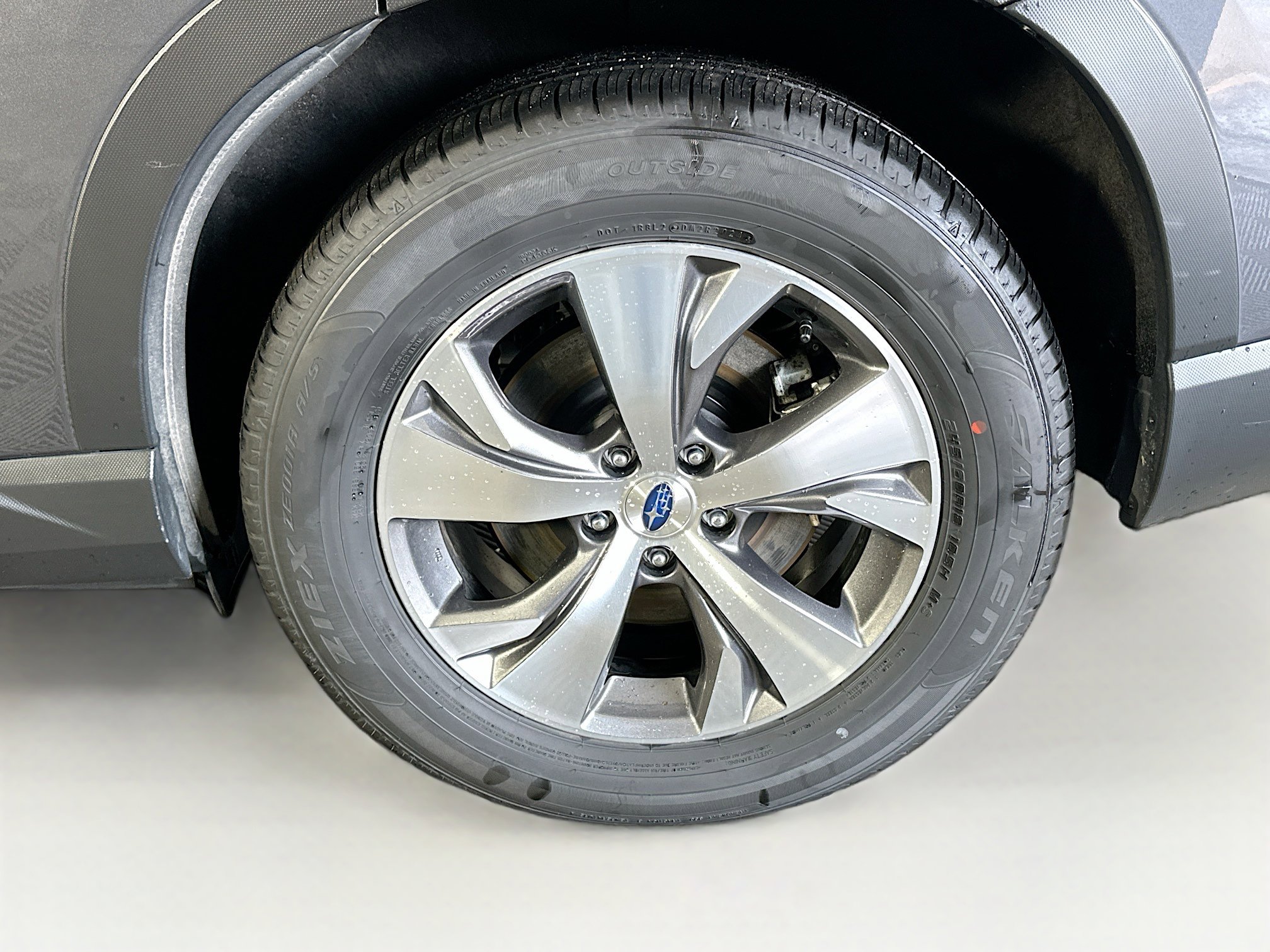 Used 2025 Subaru Ascent Premium image 11