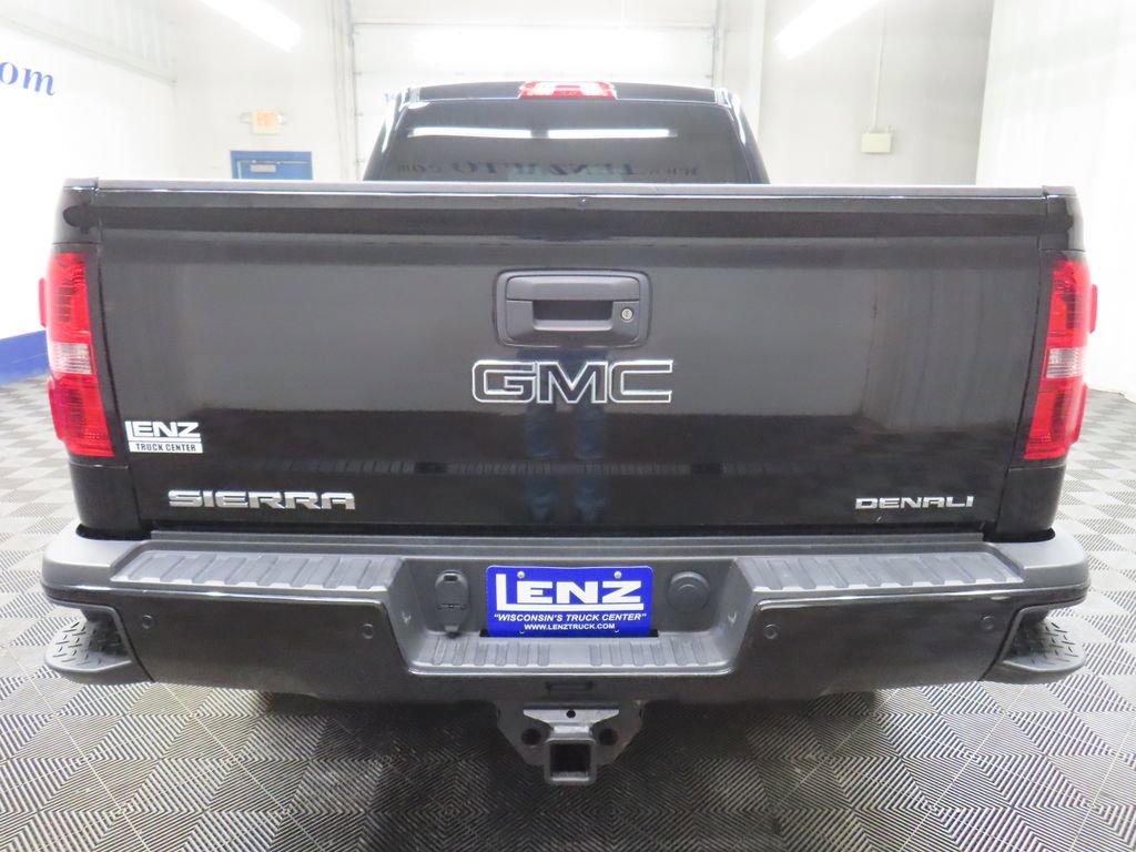 Used 2015 GMC Sierra 2500 Denali w/ Duramax Plus Package AWD/4WD image 33
