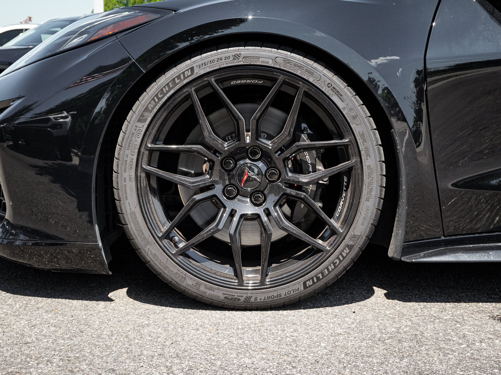 Used 2024 Chevrolet Corvette Z06 RWD image 13