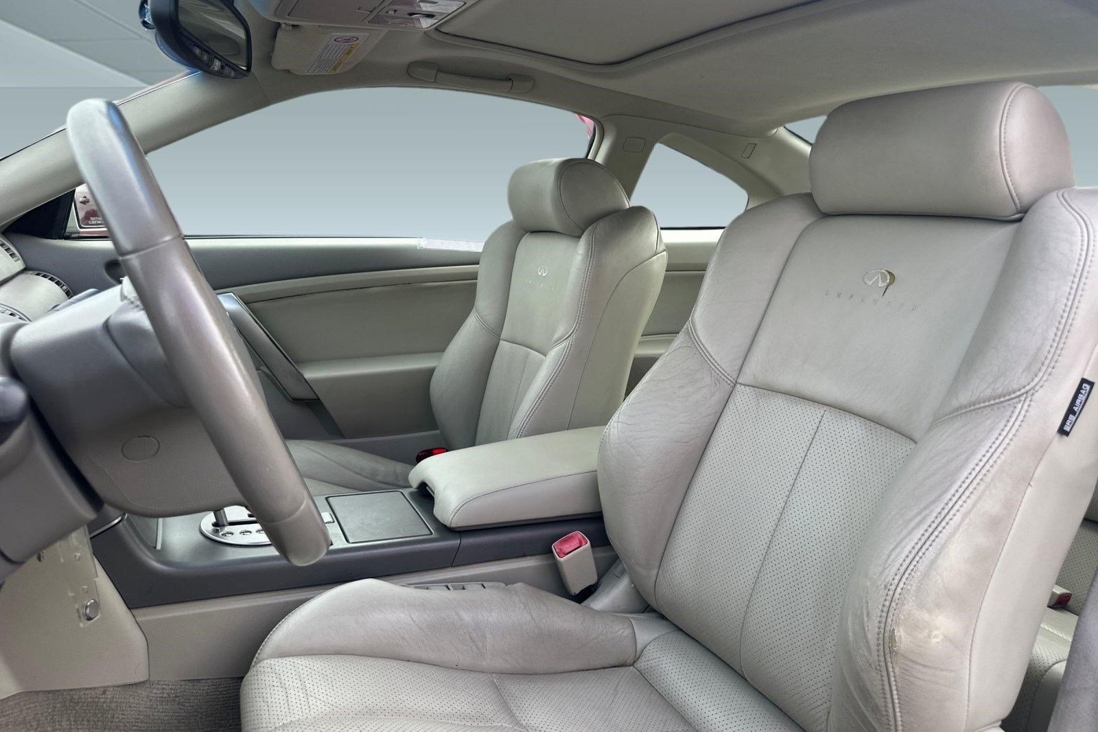 Used 2003 INFINITI G35 Coupe w/ Premium Pkg RWD image 5