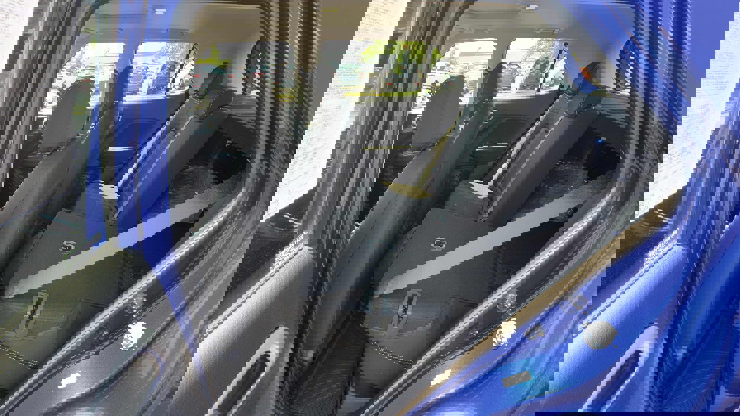 Used 2023 Hyundai Venue SEL w/ Cargo Package image 14